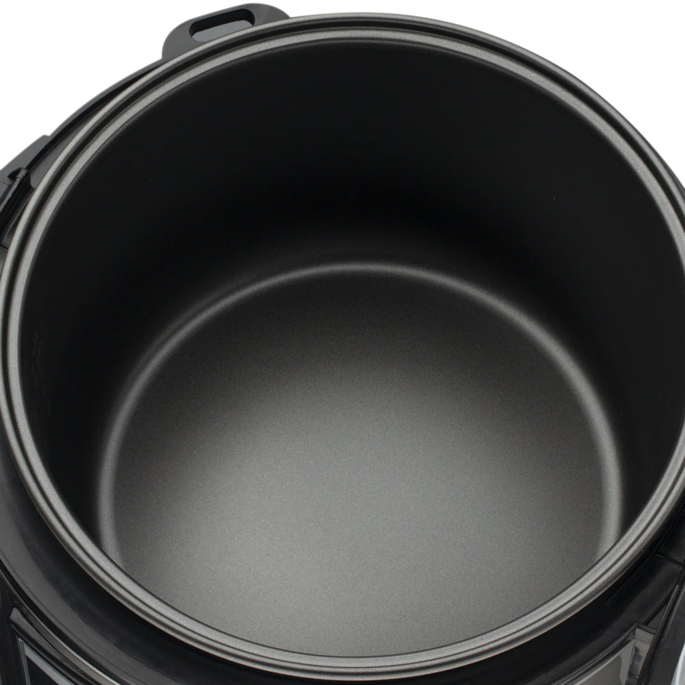 Binnenkant van de RAF Rijstkoker - 5L met een duurzame anti-aanbaklaag voor gemakkelijk schoonmaken