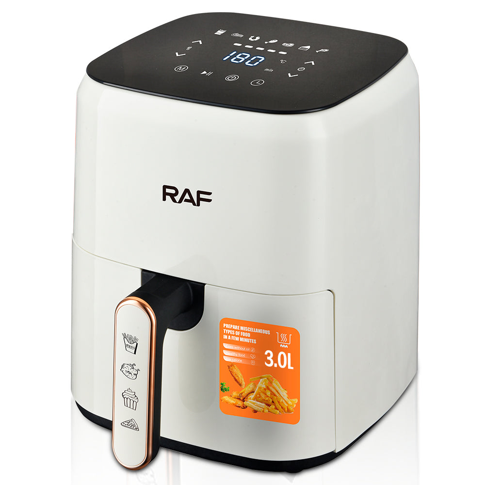 Witte RAF Air Fryer 3L met digitaal touchscreen en een modern design, inclusief een label dat de capaciteit van 3 liter benadrukt